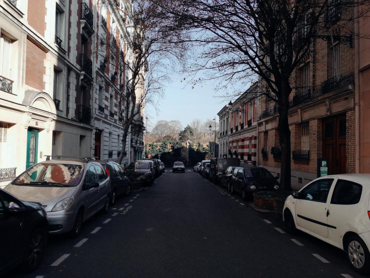 Studio Situe Dans Un Quartier Calme Et Residentiel A Montrouge A Seulement 2 Minutes Du Metro Exterior photo